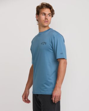 Arch Loose Fit Short Sleeve Surf Tee – Bay Blue