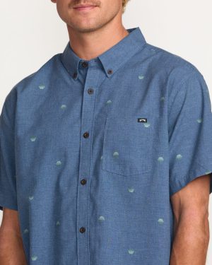 All Day Jacquard Short Sleeve Shirt – Deep Blue