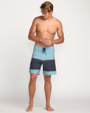 Lowers Airlite 18 Boardshorts – Cloud Blue
