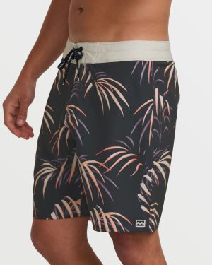 Sundays Pro Performance 19 Boardshorts – Aged Indigo