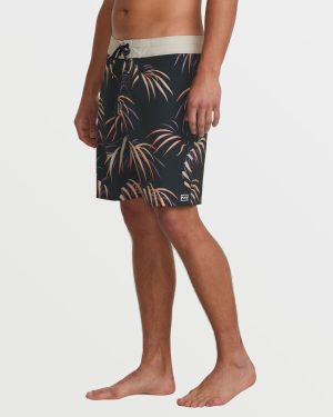 Sundays Pro Performance 19 Boardshorts – Aged Indigo