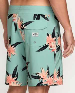 Sundays Pro Performance 19 Boardshorts – Mist Green