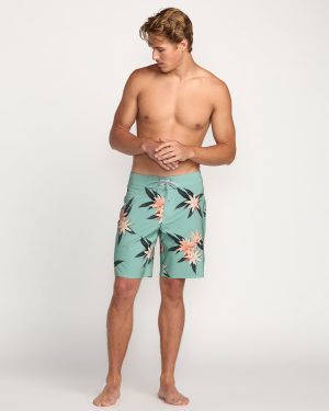 Sundays Pro Performance 19 Boardshorts – Mist Green