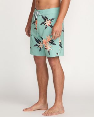 Sundays Pro Performance 19 Boardshorts – Mist Green