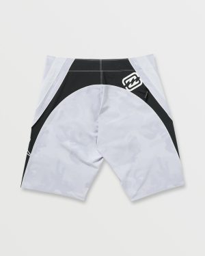 Fluid 2K Pro Performance 21 Boardshorts – Camo