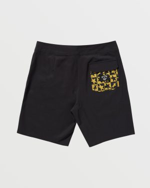 Billabong x Mami Wata Black Star Surf Pro Boardshorts – Black