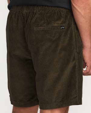 Larry Laybacks 19 Cord Shorts – Brown