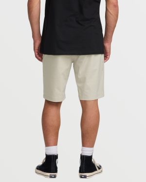 Crossfire Submersible 21 Hybrid Shorts – Bleached Sand