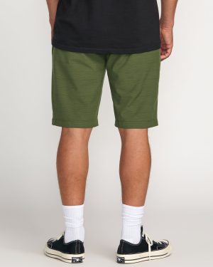 Crossfire Submersible 21 Hybrid Shorts – Olive