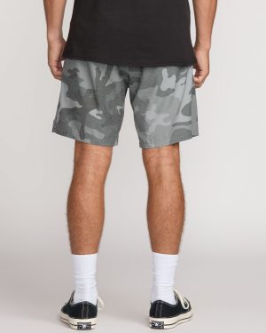 Crossfire Elastic Submersible 18 Hybrid Shorts – Black Camo