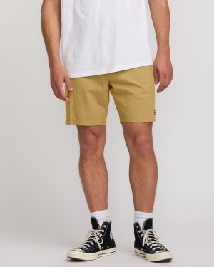 Crossfire Wave Wash Submersible 18 Hybrid Shorts – Khaki