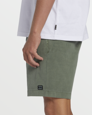 Crossfire Wave Wash Submersible 18 Hybrid Shorts – Sage