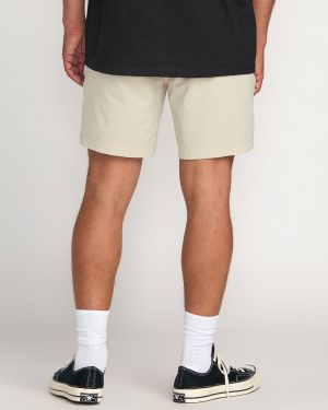 Crossfire Submersible 17 Hybrid Shorts – Sand