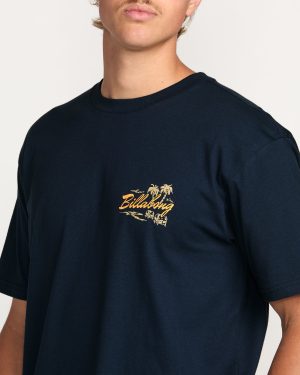 Skull Island Premium Tee – Navy