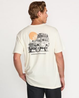 Making Tracks A/Div Tee – Off White
