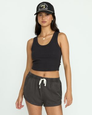 Rerun Tank – Black Sands