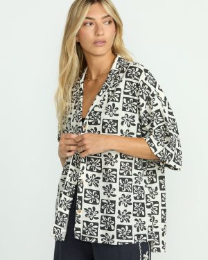 Beach Side Printed Short Sleeve Shirt – Black Sands