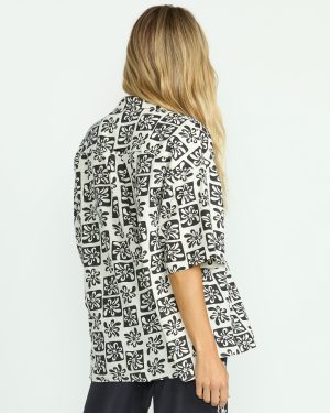 Beach Side Printed Short Sleeve Shirt – Black Sands