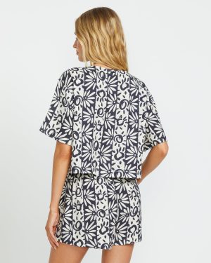 Sunflower Shorts – Black Sands