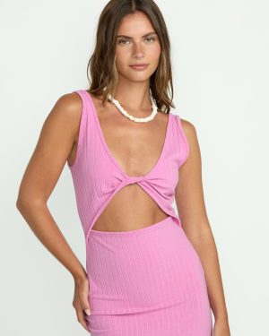 Take A Look Dress – Bright Rose