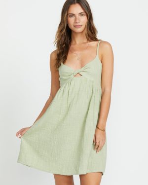 In A Twist Dress – Pistachio