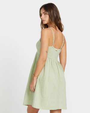 In A Twist Dress – Pistachio