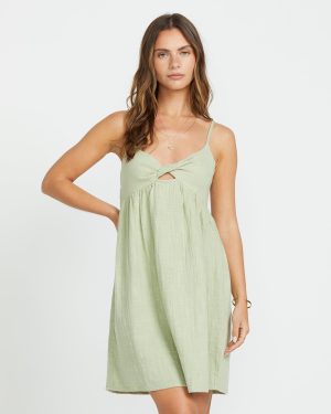 In A Twist Dress – Pistachio