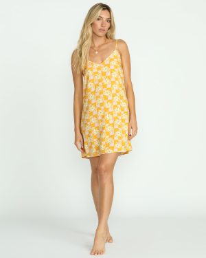 90’s Babe Mini Dress – Golden Peach