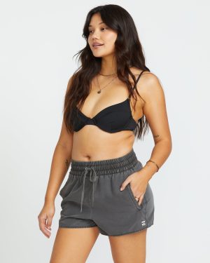 Sol Searcher Boardshorts – Black Pebble
