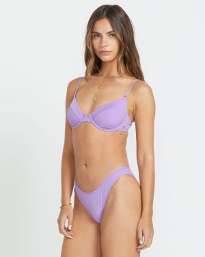 Sol Searcher Morgan Underwire Bikini Top – Prism Violet