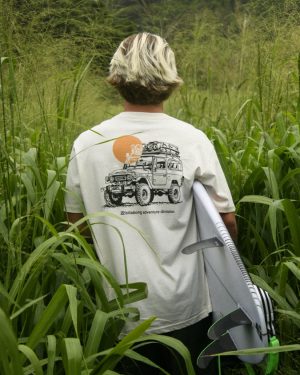 Making Tracks A/Div Tee – Off White
