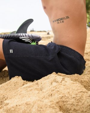 De La Cruz Submersible Hybrid Shorts – Dark Navy