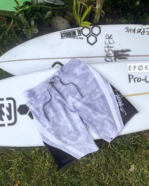 Fluid 2K Pro Performance 21 Boardshorts – Camo