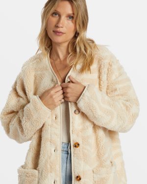 Fireside Cozy Buttoned Fleece Jacket – White Cap