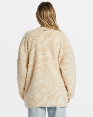 Fireside Cozy Buttoned Fleece Jacket – White Cap