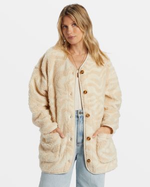Fireside Cozy Buttoned Fleece Jacket – White Cap