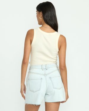 Riley Cut-Off Denim Shorts – Acid Wash